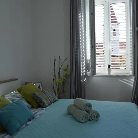 Optimist Town Center Apartment Makarska