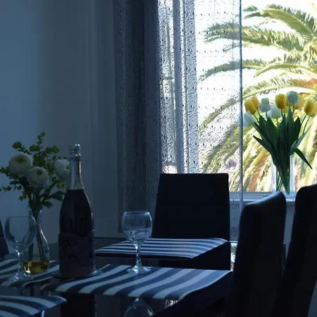 Optimist Town Center Apartment